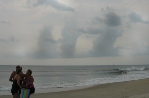 Cloud formation that says "Hi"